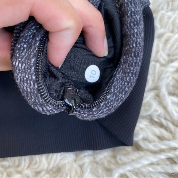 LULULEMON mini check black Runderful half zip pullover 10 - Picture 11 of 12